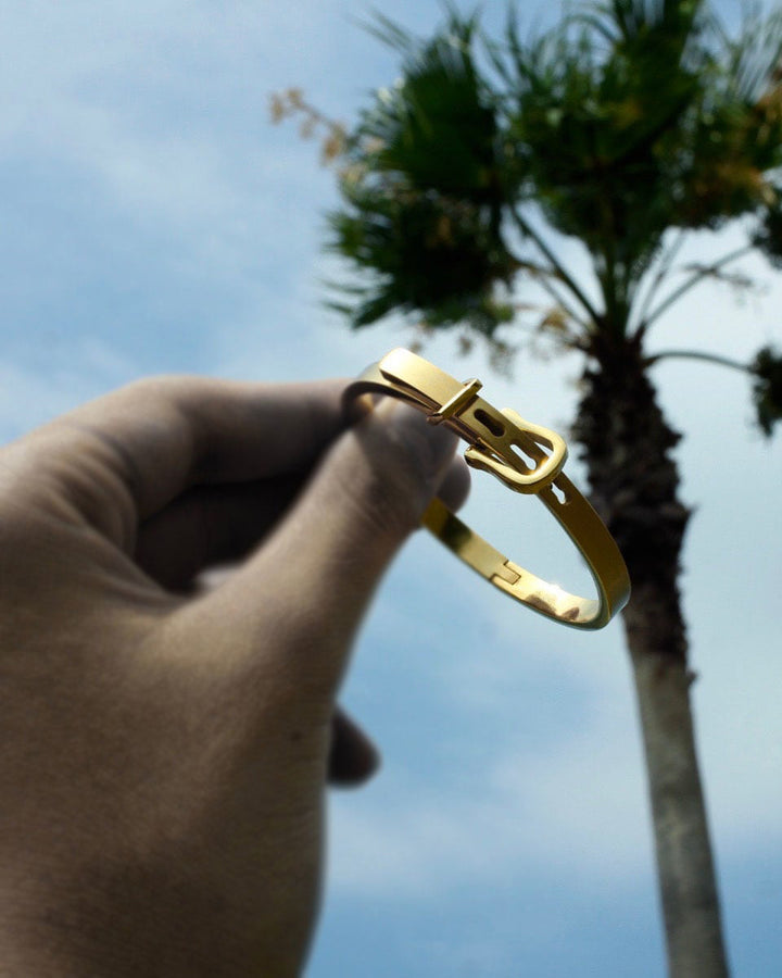 stainless horseshoe bangle #B04