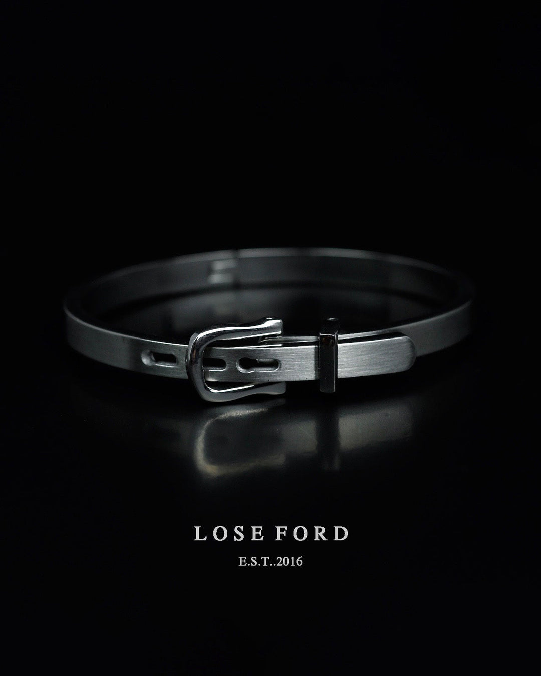 stainless horseshoe bangle #B04