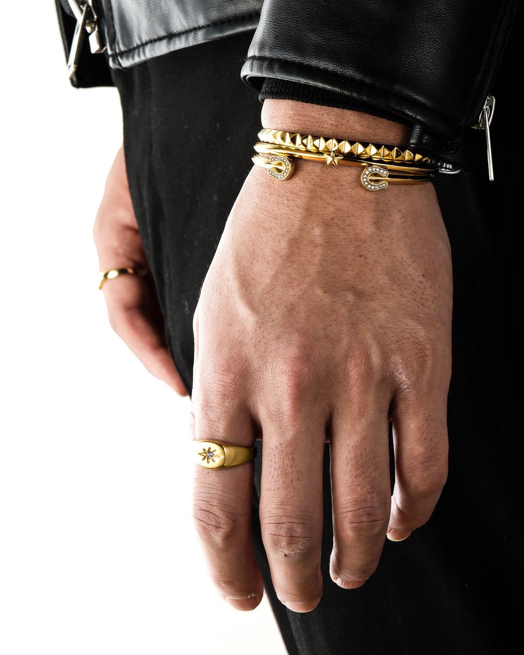 316L horseshoe bangle #B20
