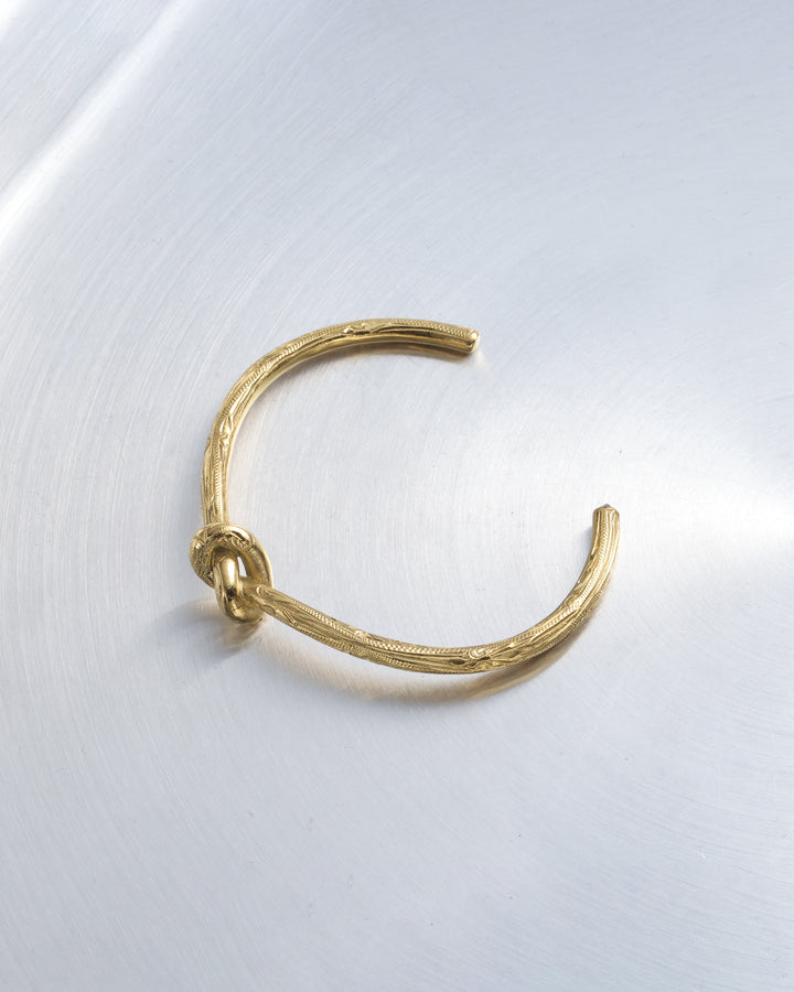 316L hawaiian knot bangle #B35