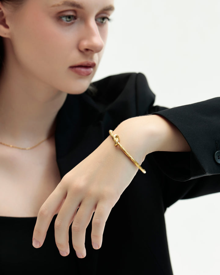 316L hawaiian knot bangle #B35