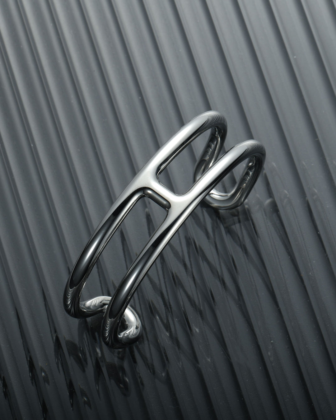 316L h bangle #B41