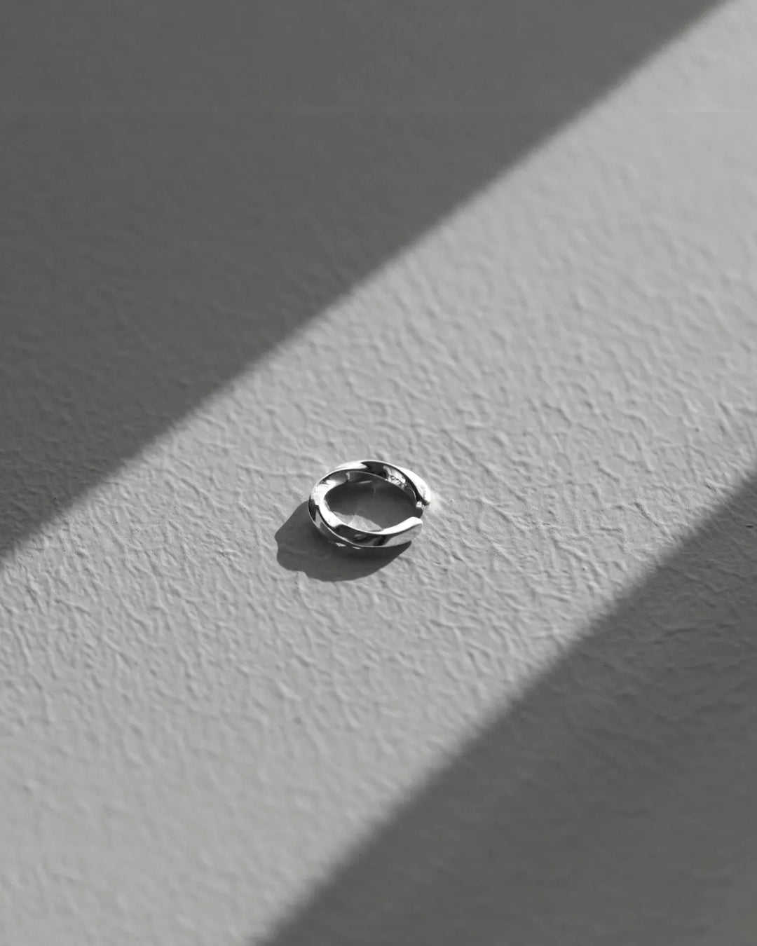 s925 twist earcuff #P11