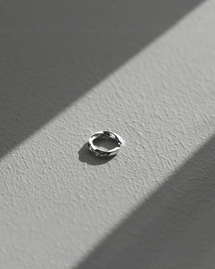 s925 twist earcuff #P11