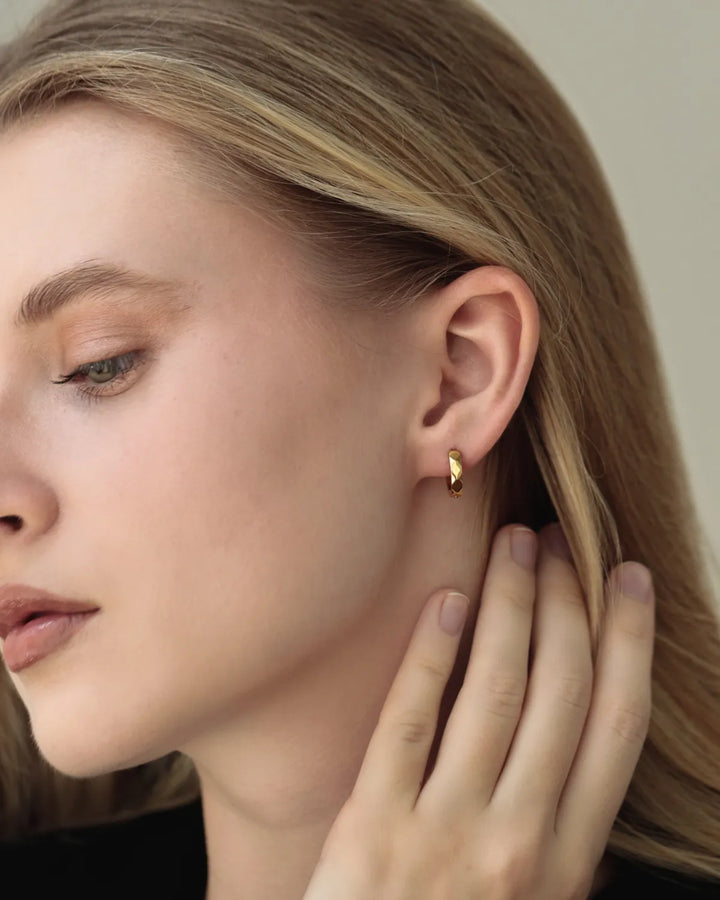 316L studs pierce #P18