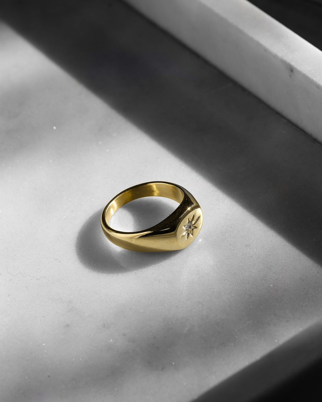 sun signet ring #R11