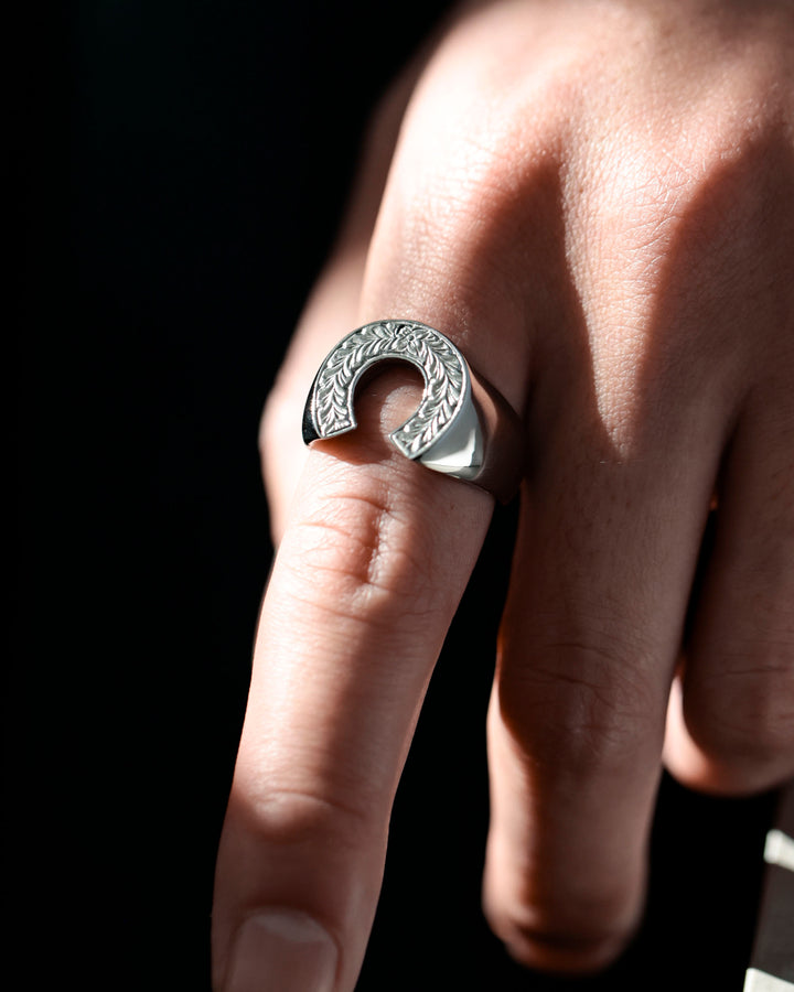 316L hawaiian horseshoe ring ＃R52
